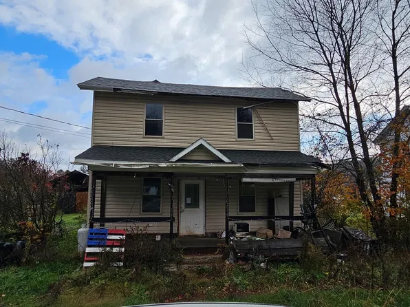 68 Maple St, Burnside, PA 15721