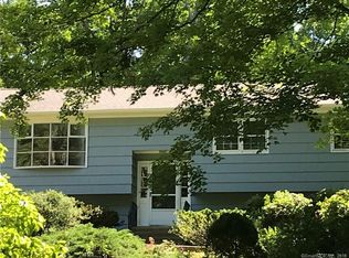 192 Strongtown Rd, Southbury, CT 06488