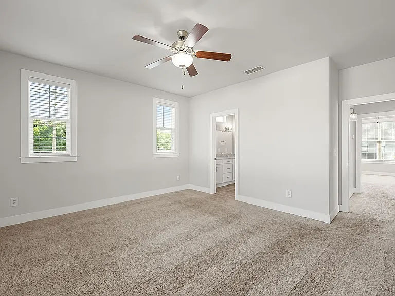Primary Bedroom - 15' x 14'