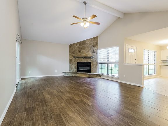 4th image of 11631 Alcott Dr