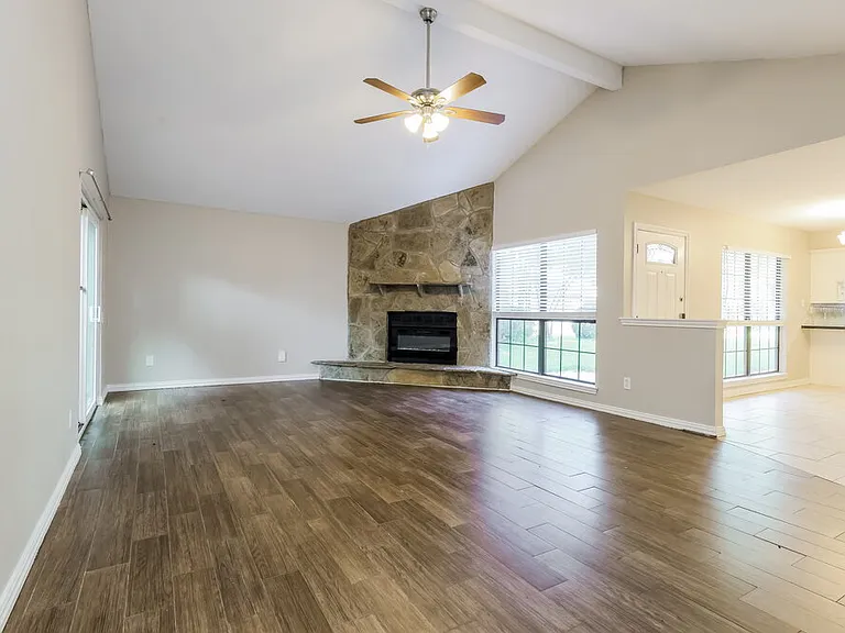 11631 Alcott Dr — Photo 4