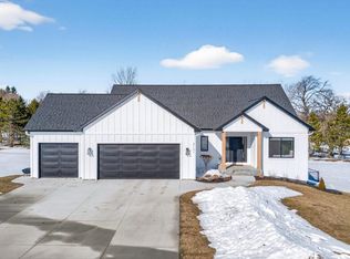 2101 21st Ave NE, Kasson, MN 55944