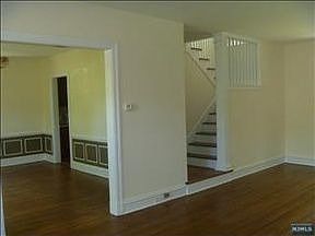 2nd image of 152 Summit Ave