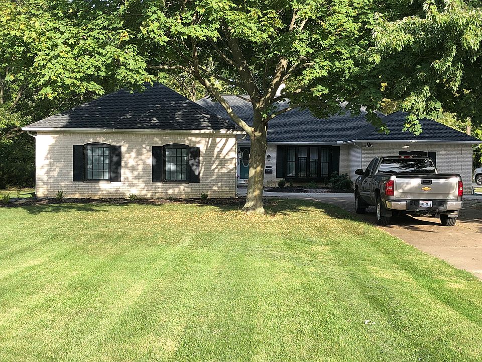 1st image of 5715 Rosecliff Dr