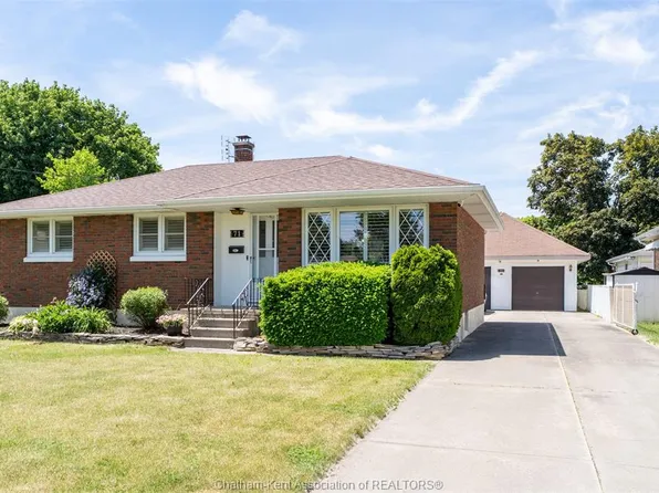 71 Coatsworth Ave, Chatham Kent, ON N7L 1P7