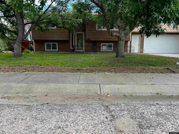 3717 Bighorn Street, Torrington, WY 82240