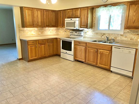 4th image of 6027 Saint Joseph Ave
