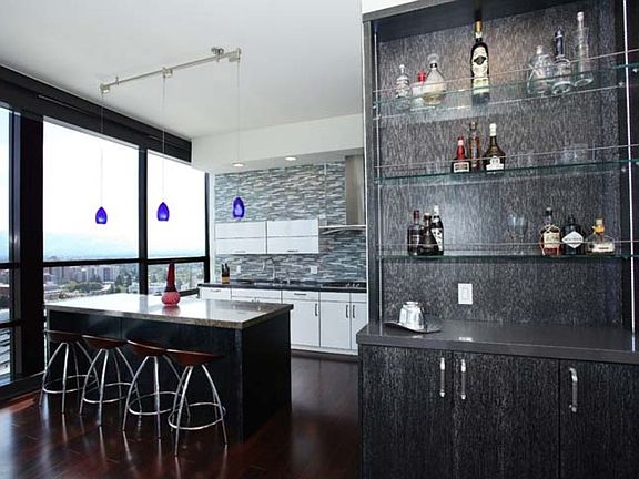 4th image of 88 E San Fernando St Unit 2103