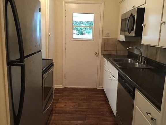 4th image of 1205 Marydale Dr