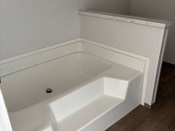 5th image of 193 Plum Dr