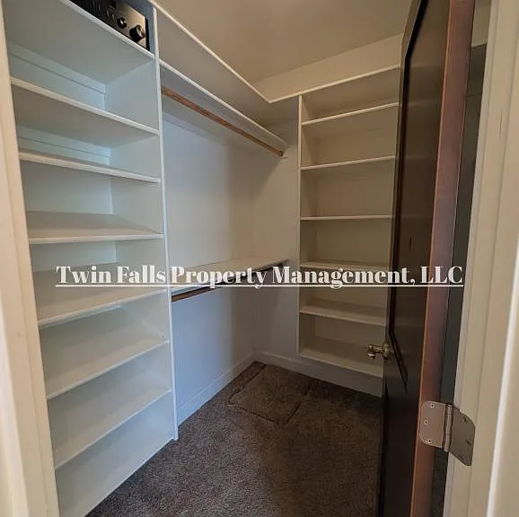768 Sun Peak Way — Photo 22