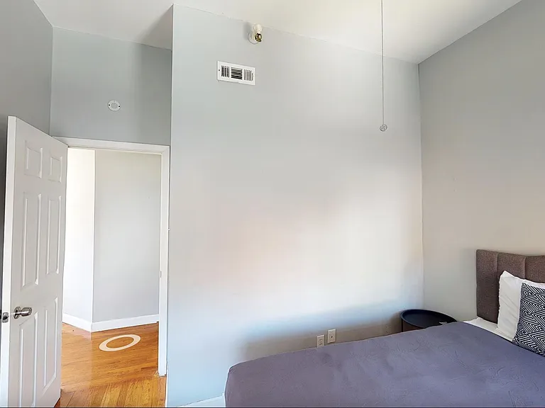 4525 McPherson Ave #201 — Photo 11
