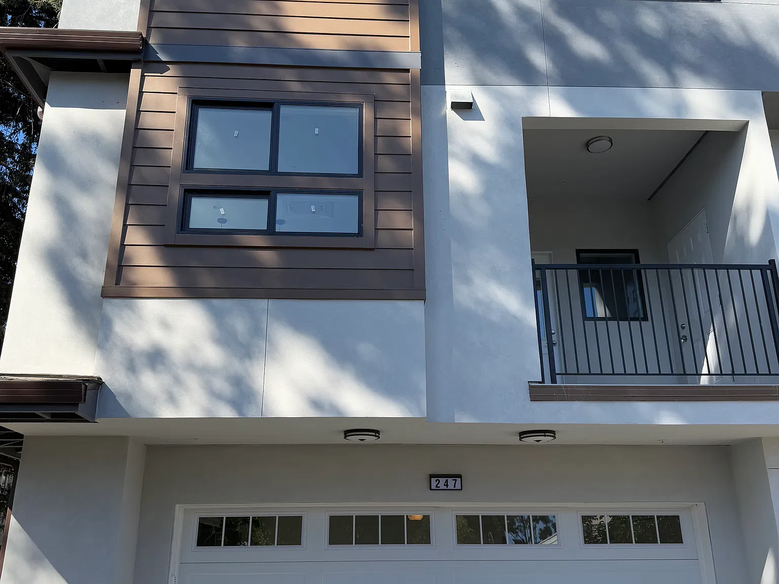 3 bed, 2185 sqft, $8,200 — Photo 2