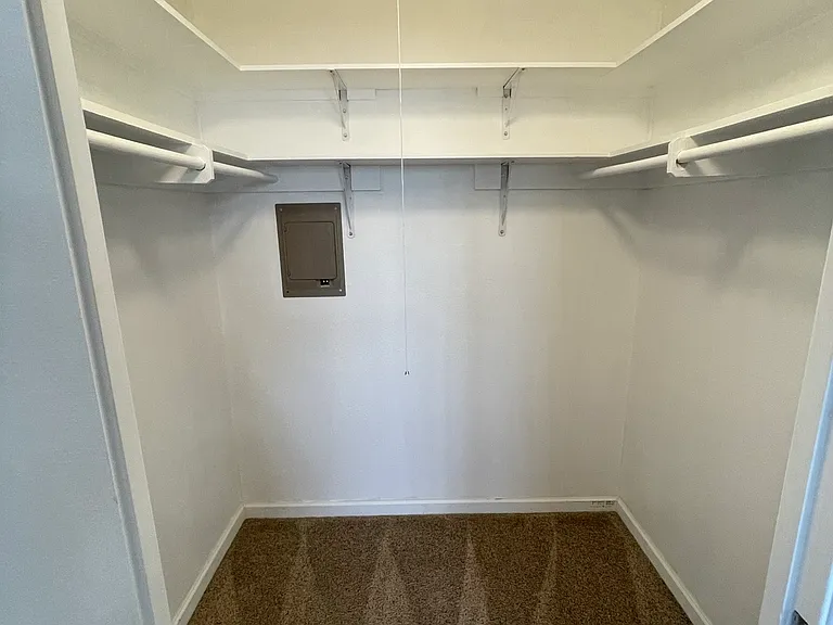 North Park Colony — Photo 16