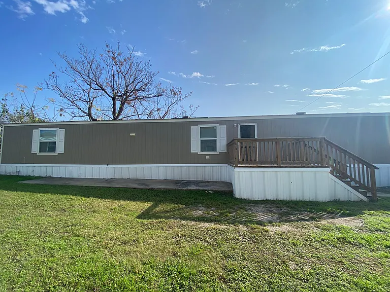 5607 Gwenda Lea St — Photo 11