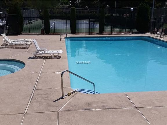 5th image of 3327 Loma Linda Ln
