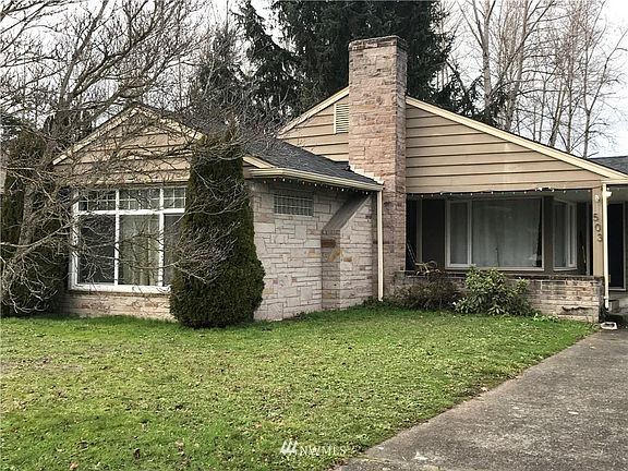 3rd image of 503 8th Ave NW