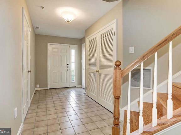 5th image of 8021 Apple Valley Dr