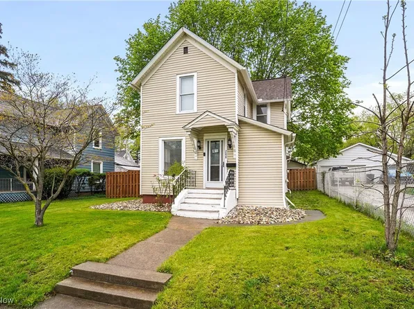 288 College St, Wadsworth, OH 44281