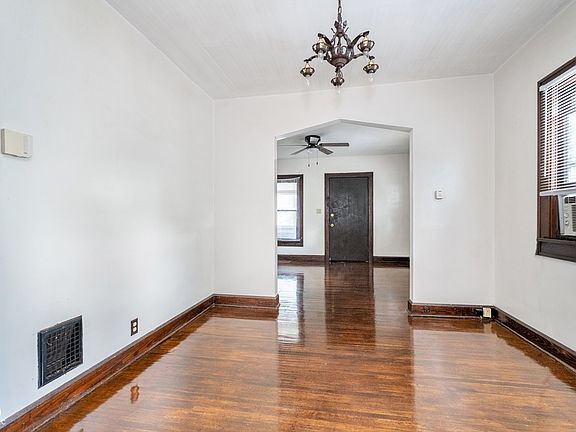 5th image of 3611 Clifton St