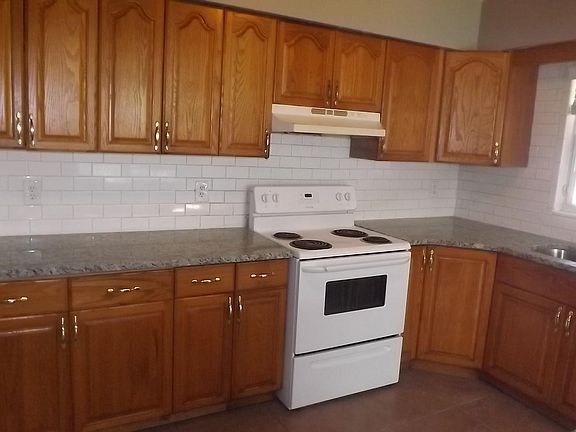 5th image of 8228 Caravelle Dr