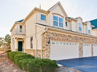 391 Shadow Creek Dr, Vernon Hills, IL