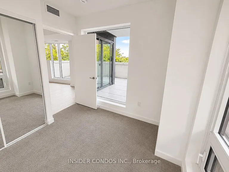 4010 Eglinton Ave W #504 — Photo 22