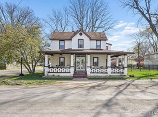 1 S Richland St, Freeburg, IL