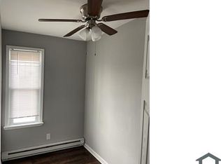 407 E Rittenhouse St, Philadelphia, PA 19144