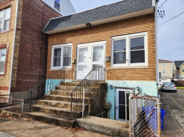29 Frederick St, Belleville Twp., NJ 07109