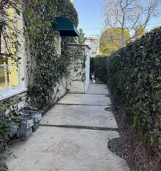8715 Sherwood Dr — Photo 14