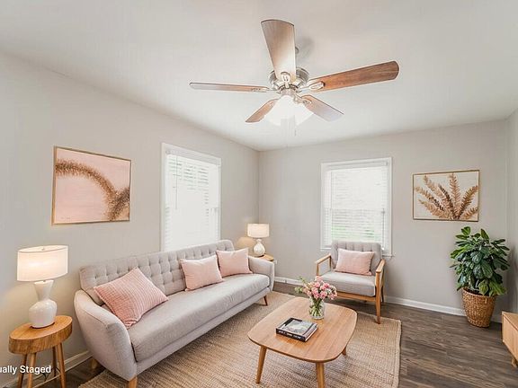 5th image of 4944 Springview Rd