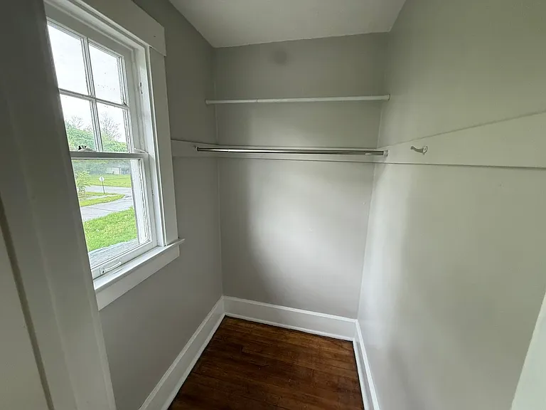 433 Norwood Ave — Photo 12