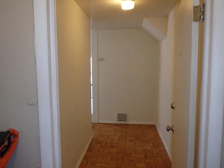 1290 Race St — Photo 2
