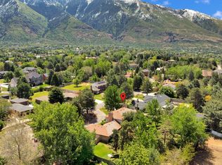 4 Rollingwood Ln, Sandy, UT 84092