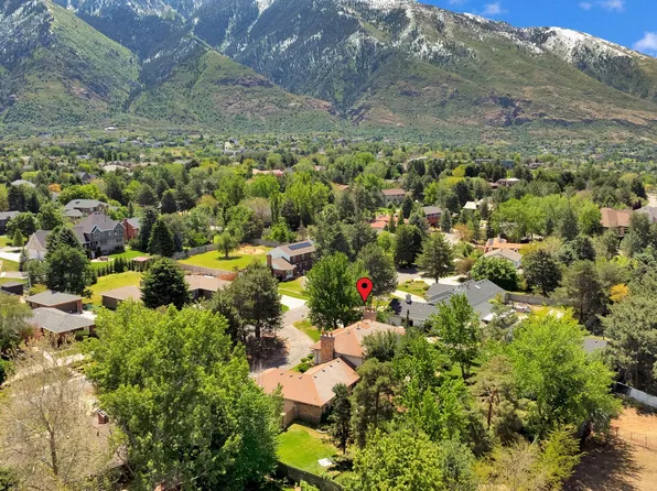 4 Rollingwood Ln, Sandy, UT 84092