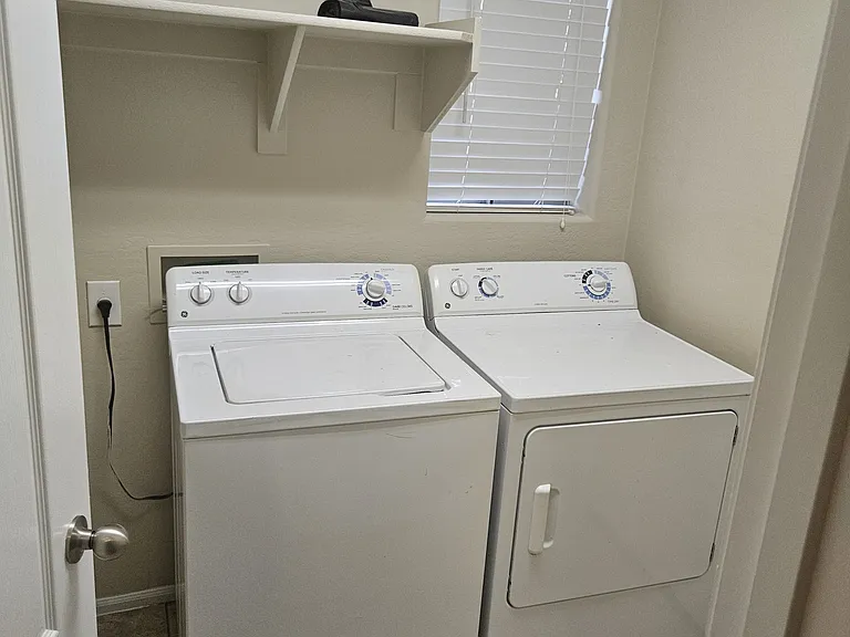 7564 W Charter Oak Rd — Photo 32