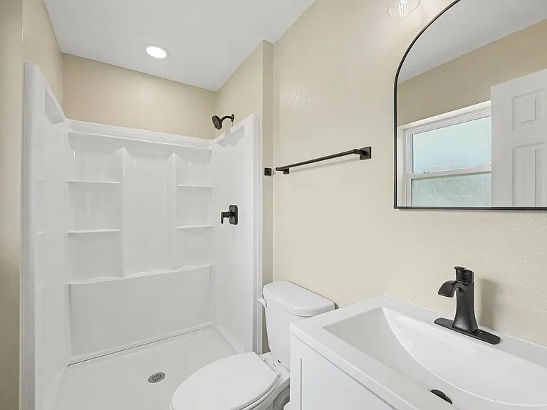2850 Starlight Dr — Photo 12