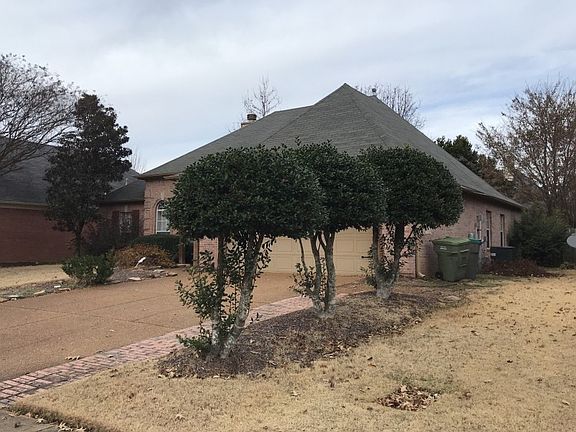 2nd image of 2573 Plum Creek Dr