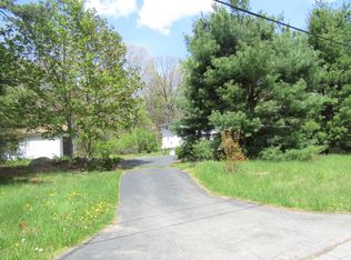 50 Robert St, Bellingham, MA 02019