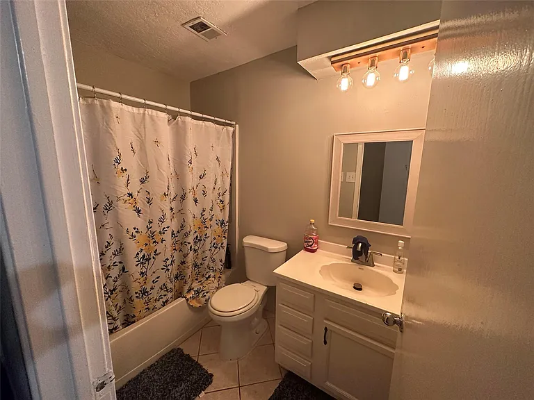 9939 Valley Park Dr — Photo 16