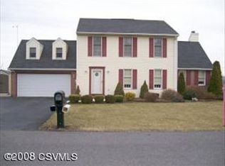 412 Buggy Ln, Mifflinburg, PA 17844