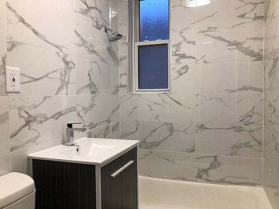 5th image of 92 Highland Ave #26E