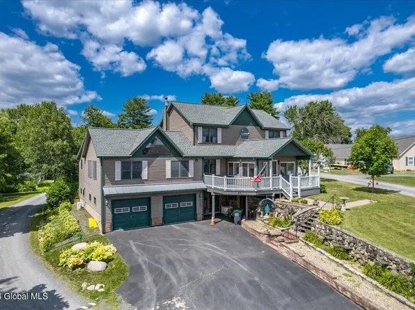 43 Stony Point Road, Malta, NY 12020