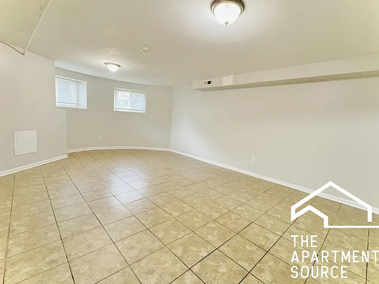 4009 S Calumet Ave #G — Photo 3