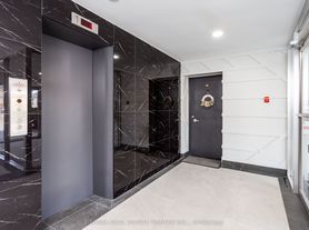 371 Lakeshore Rd W