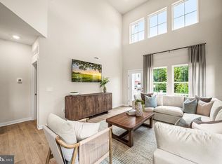 560 Arrowgrass Ln, New Castle, DE 19720