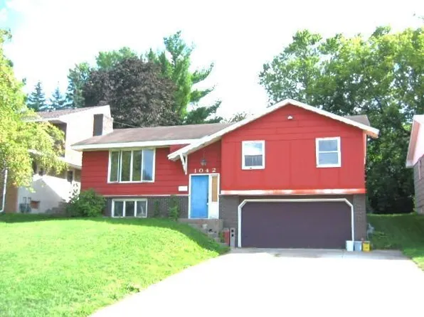 1042 43 1/2 Ave NE, Columbia Heights, MN 55421
