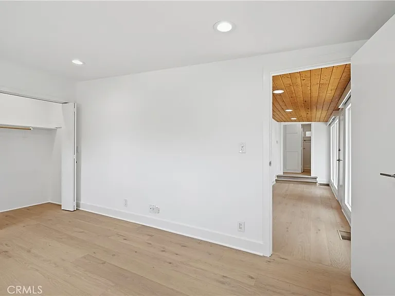 1148 Rockdale Ave — Photo 35