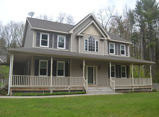 74 Putnam Rd, Stillwater, NY 12170